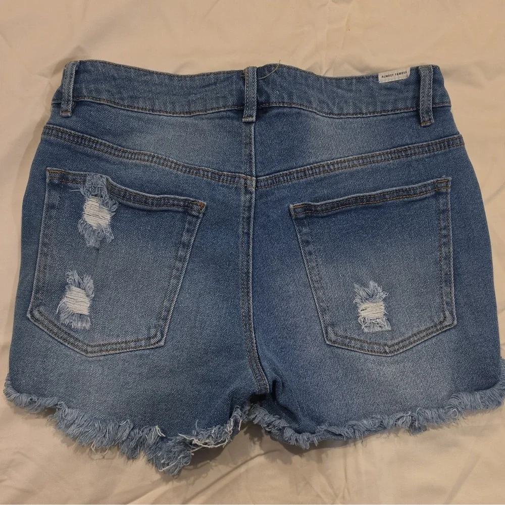 Almost Famous Juniors High Rise Distressed Cut-Off Denim Shorts 7 Blue #97